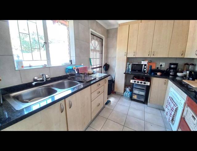 3 BEDROOM PROPERTY TO RENT IN THE REEDS